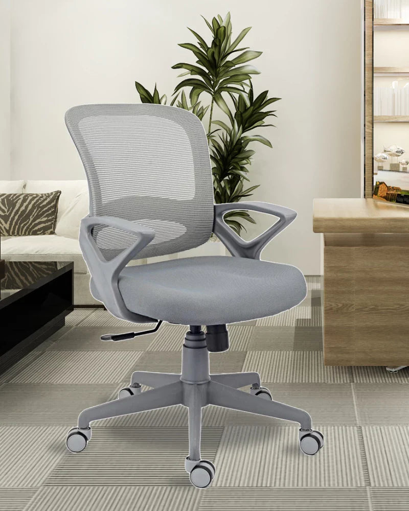 The Role of Employee Chairs in Reducing Workplace Injuries