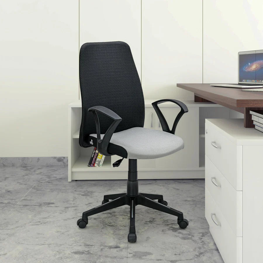 Integrating Active Sitting Solutions into the Modern Workspace