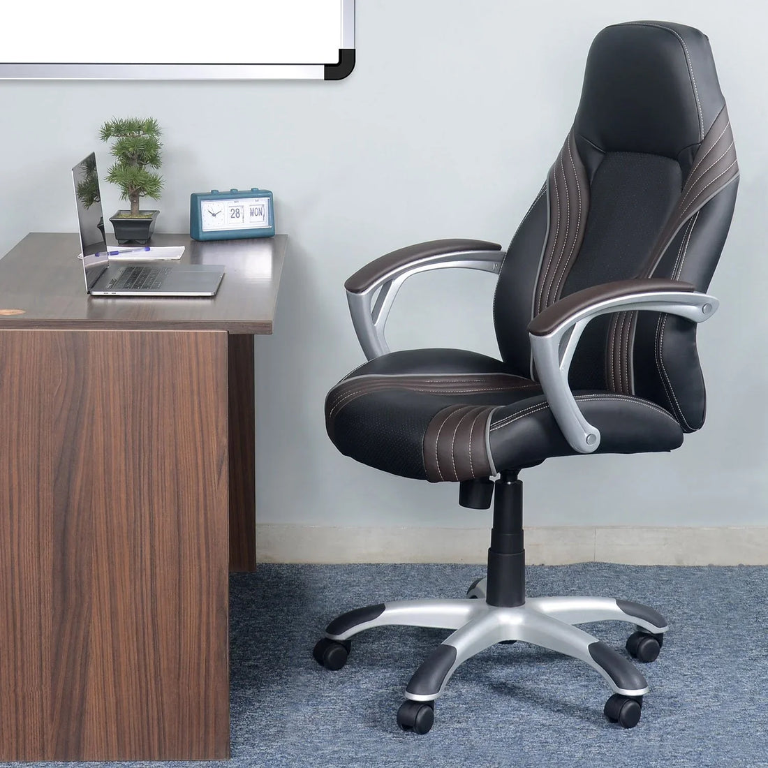Luxury Meets Function: Best Leather Boss Chairs for High-End Offices